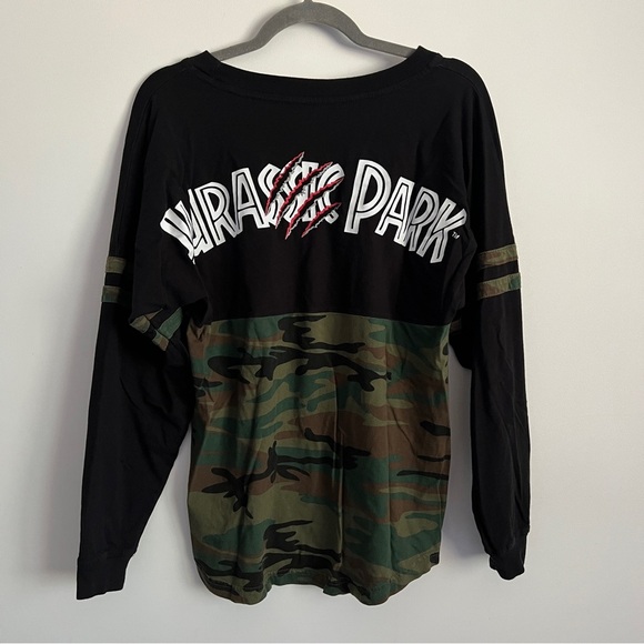 Universal Studios Jurassic Park Camo Long Sleeve Tee-Unisex Size Adults Small - Picture 3 of 4